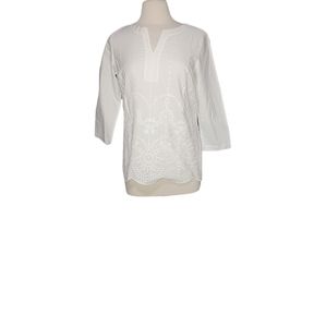 Talbots XS Long Sleeve Blouse White 100% Cotton Floral Embroidered Vneck. Dimens